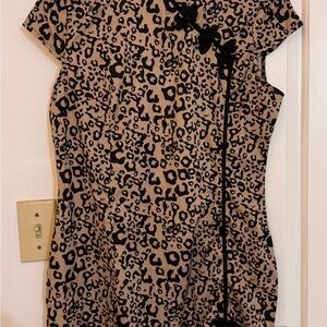 PrettyLittleThing Tan and Black Leopard Print Blouse